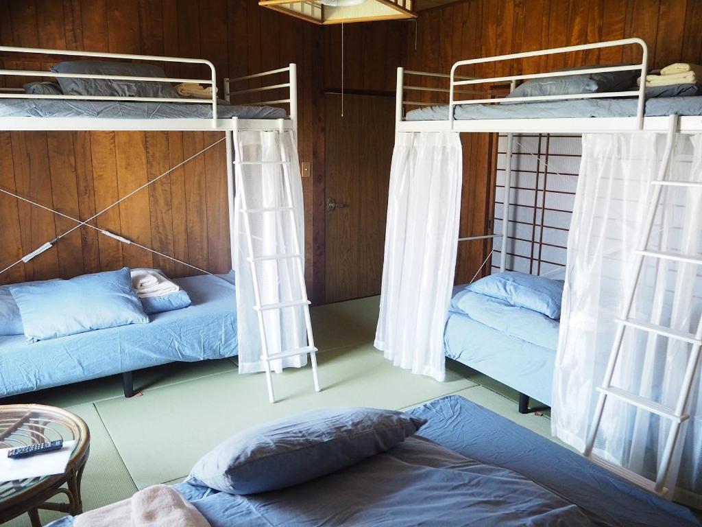 Guesthouse ＆ Beach Cafe Fuego Hyuga Rom bilde
